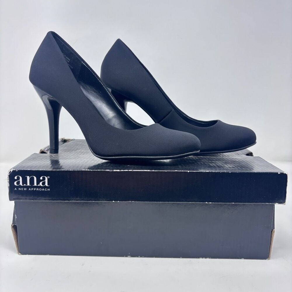 Ana Black Edie Heels, Size 6 1/2 M